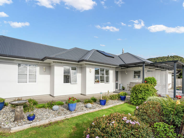 2 Bonselaar Drive Te Kamo