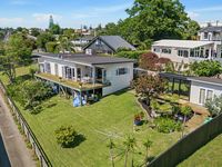 photo property thumbnail