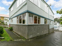 photo property thumbnail