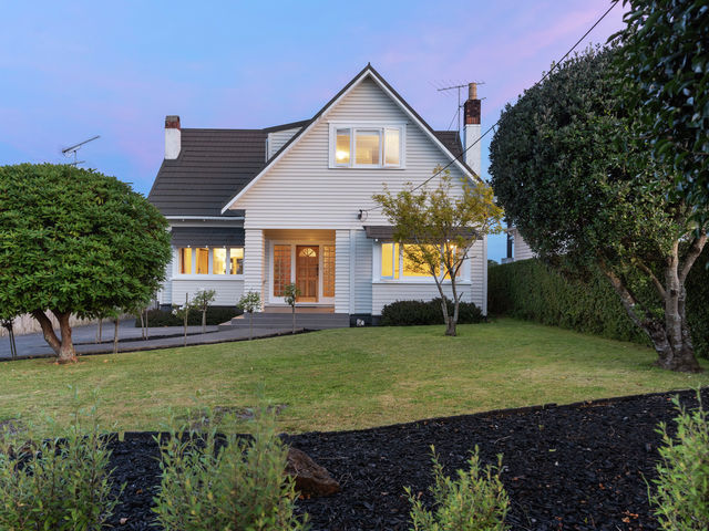 60 Alberton Avenue Mount Albert