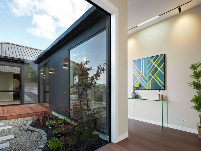 20 Awanui Road Red Beach