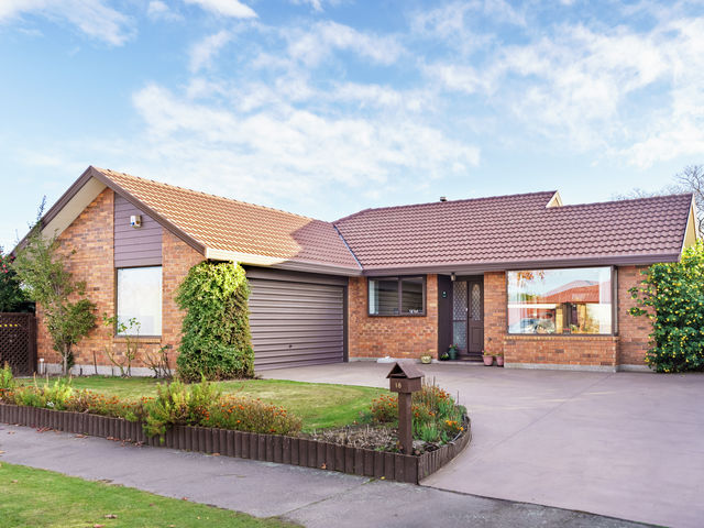 18 Kintyre Drive Broomfield