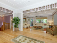 photo property thumbnail