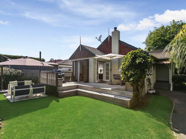 13 Leone Terrace Mount Albert