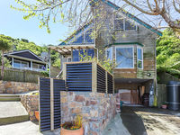 photo property thumbnail