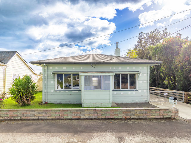 42 Sydney Street Takapau