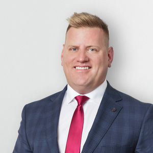Photo of Simon  Murphy