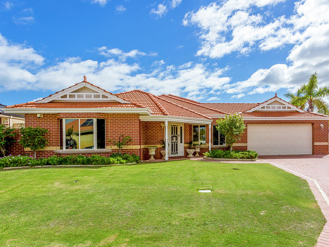 2 Anzio Court Secret Harbour