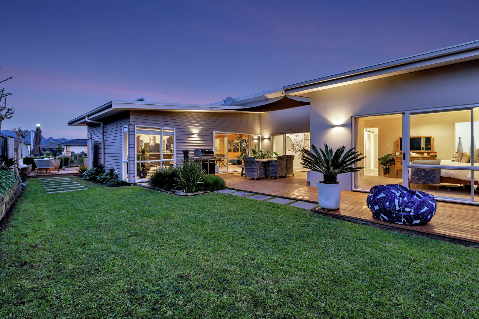 20 Mamaku Drive, One Tree Point 4 Bed House Private Treaty