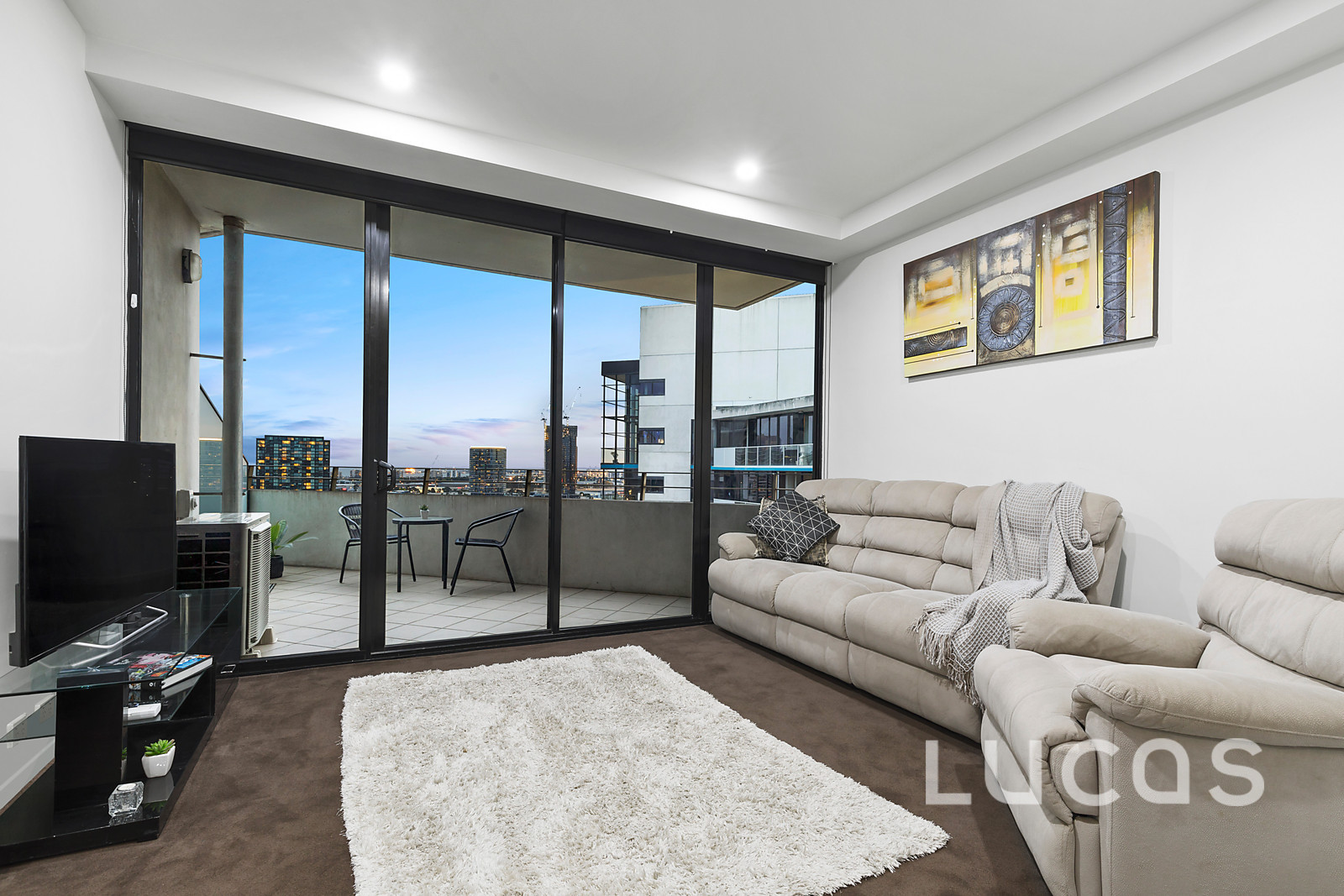 2104/15 Caravel Lane, Docklands 2 Bed Apartment Private Sale