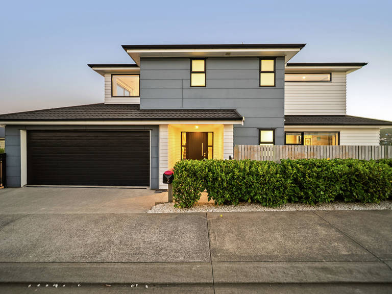 2 Cessna Way Newlands