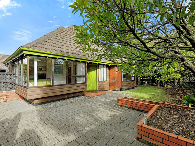 1/406 Fergusson Drive Heretaunga