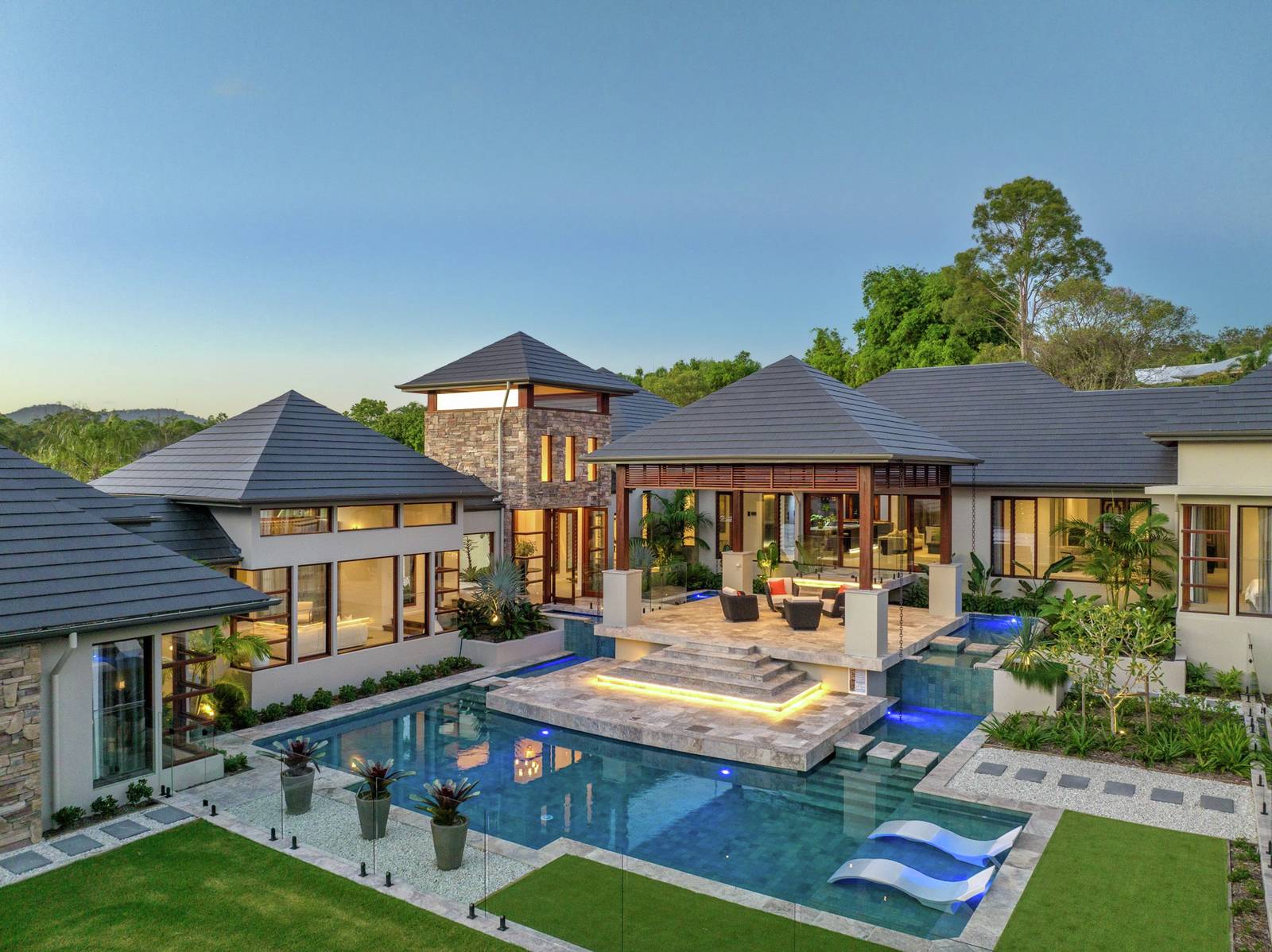 48 Huntington Drive, Maudsland 6 Bed House For Sale