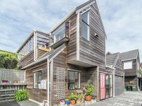 photo property thumbnail