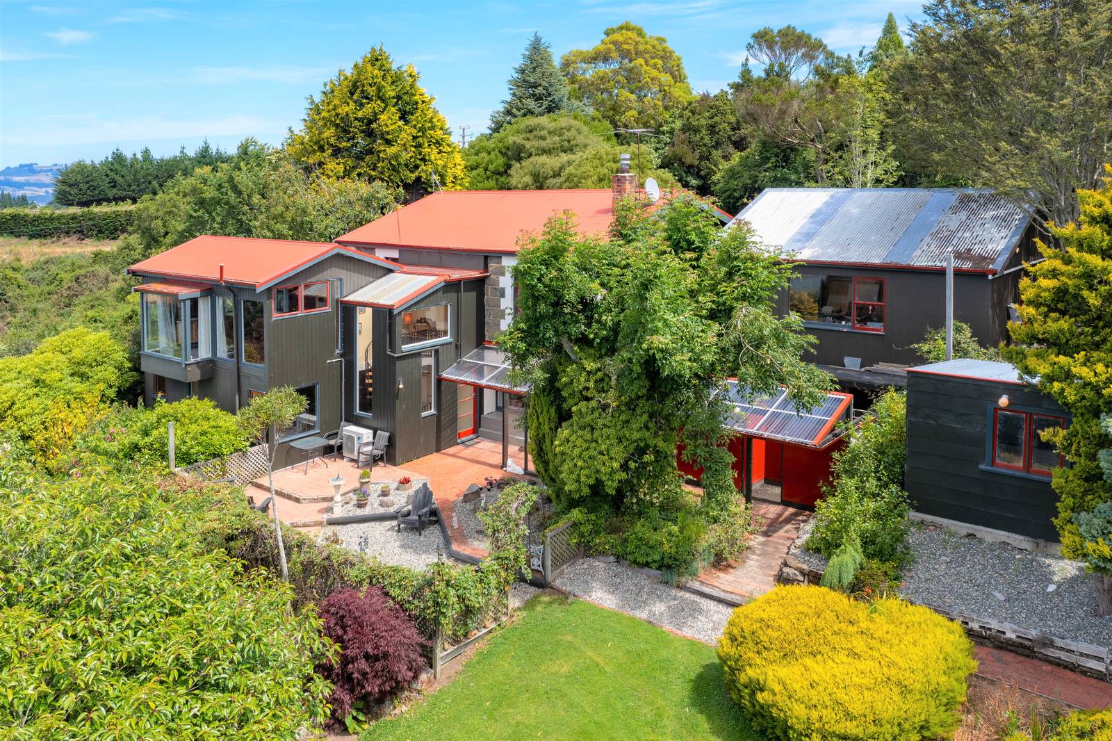 190 Blueskin Road, Port Chalmers 4 Bed House Private Treaty