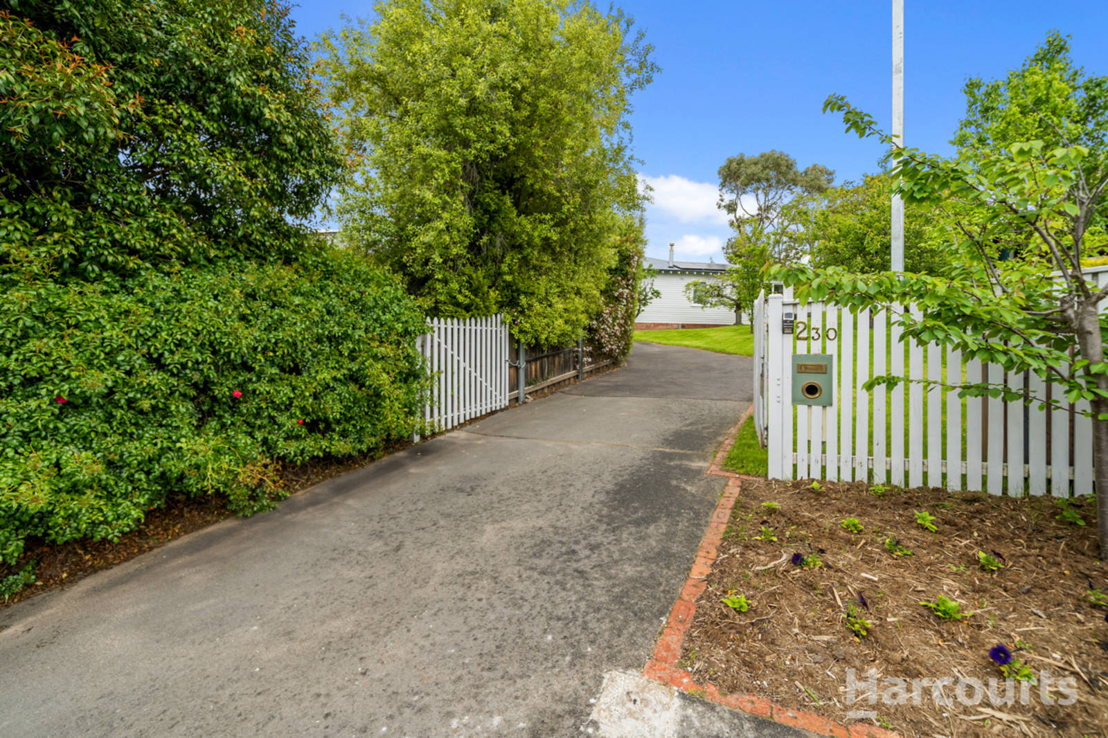 230 Main Road, Austins Ferry 5 Bed House For Sale