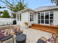 photo property thumbnail