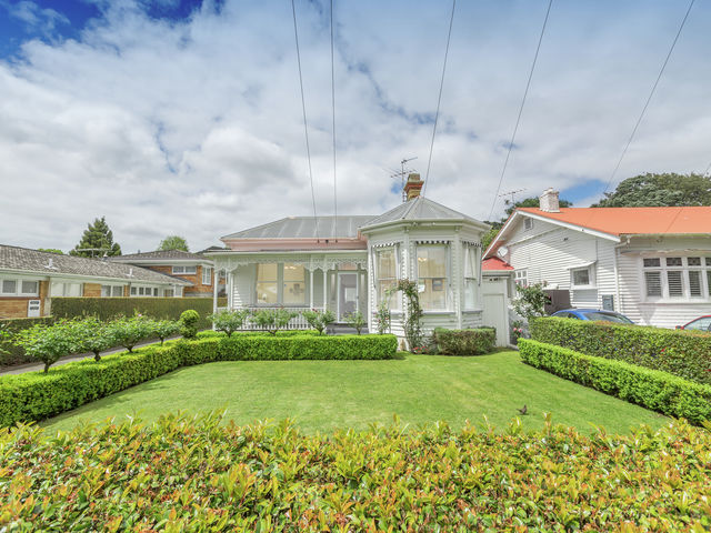 12 Kenyon Avenue Mount Eden