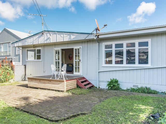 11a Lambley Road Titahi Bay