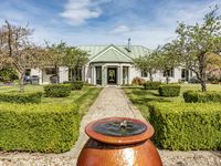 photo property thumbnail