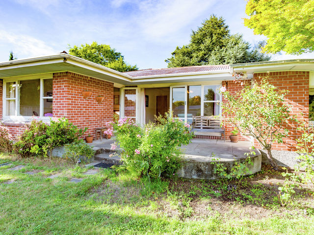 18 Hadlow Place Burnside