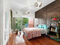 photo property thumbnail