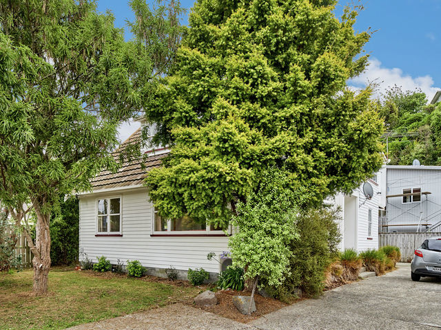 24 Redwood Avenue Tawa
