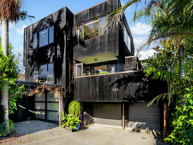 237B Kepa Road Mission Bay