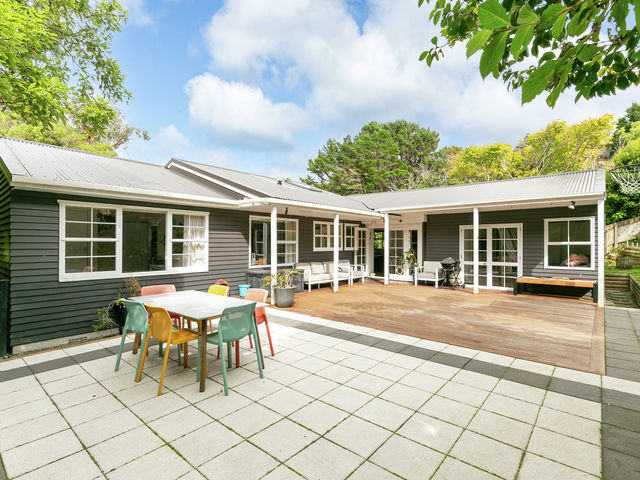 12 Goddard Grove Churton Park