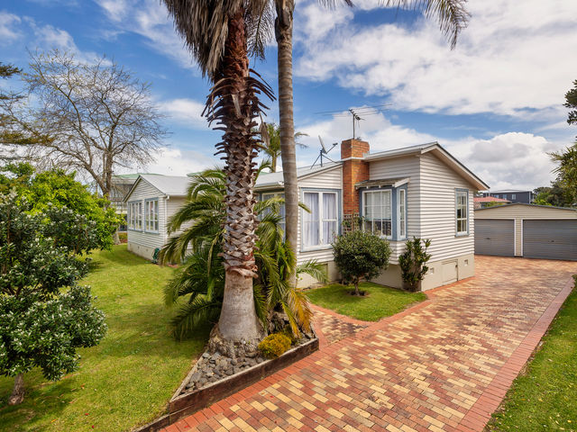 26 Cleland Crescent Blockhouse Bay