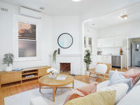 photo property thumbnail