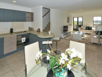 photo property thumbnail