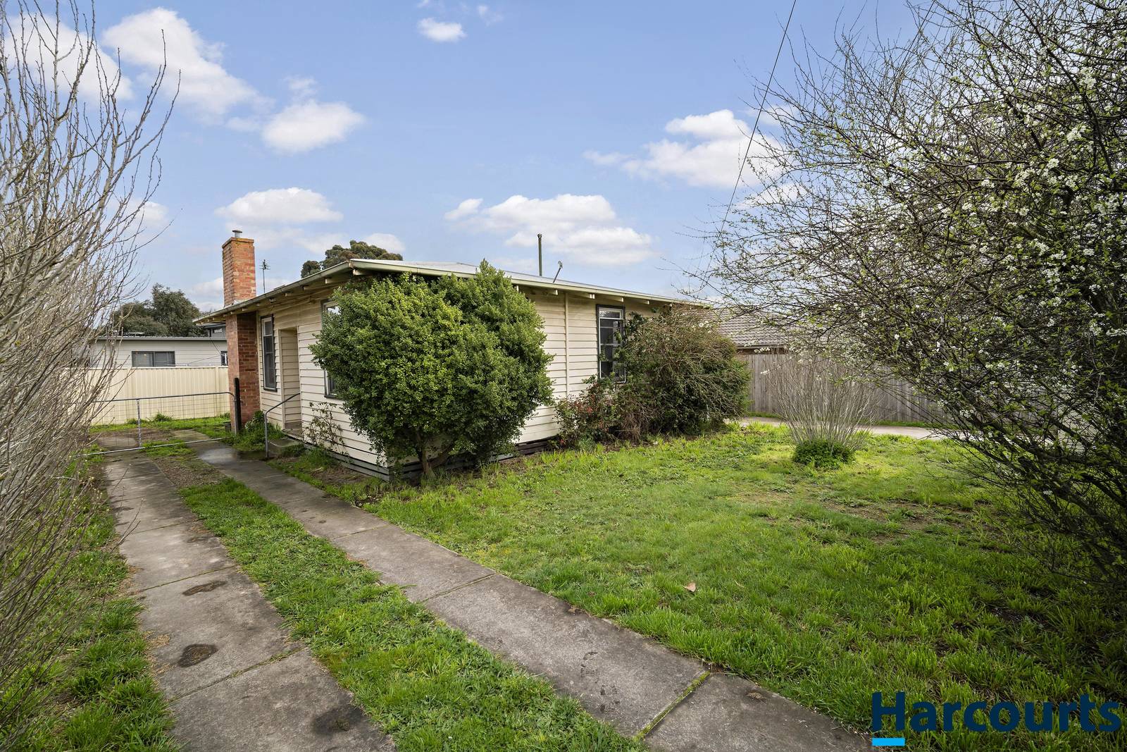417 Gillies Street North, Wendouree 2 Bed Lot For Sale