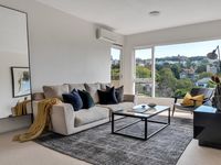 photo property thumbnail