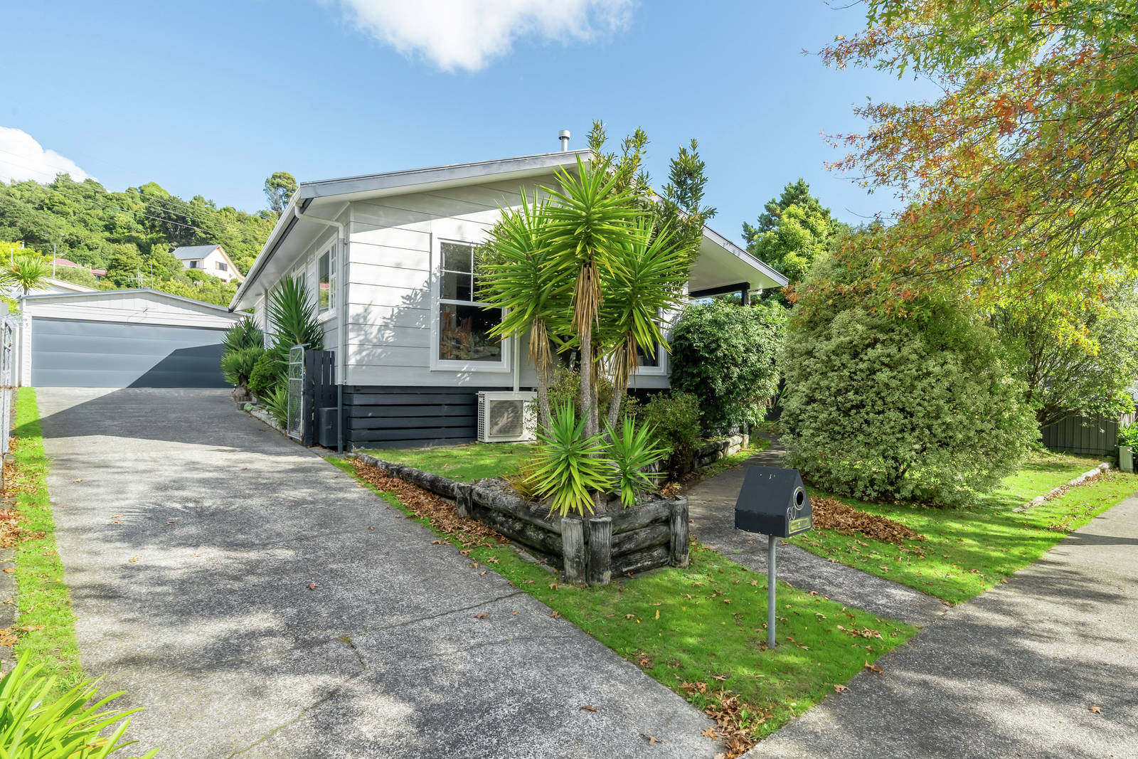 60 Gemstone Drive, Birchvillle 3 Bed House Private Treaty