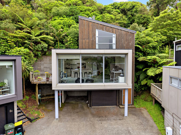 8B Orleans Street Ngaio