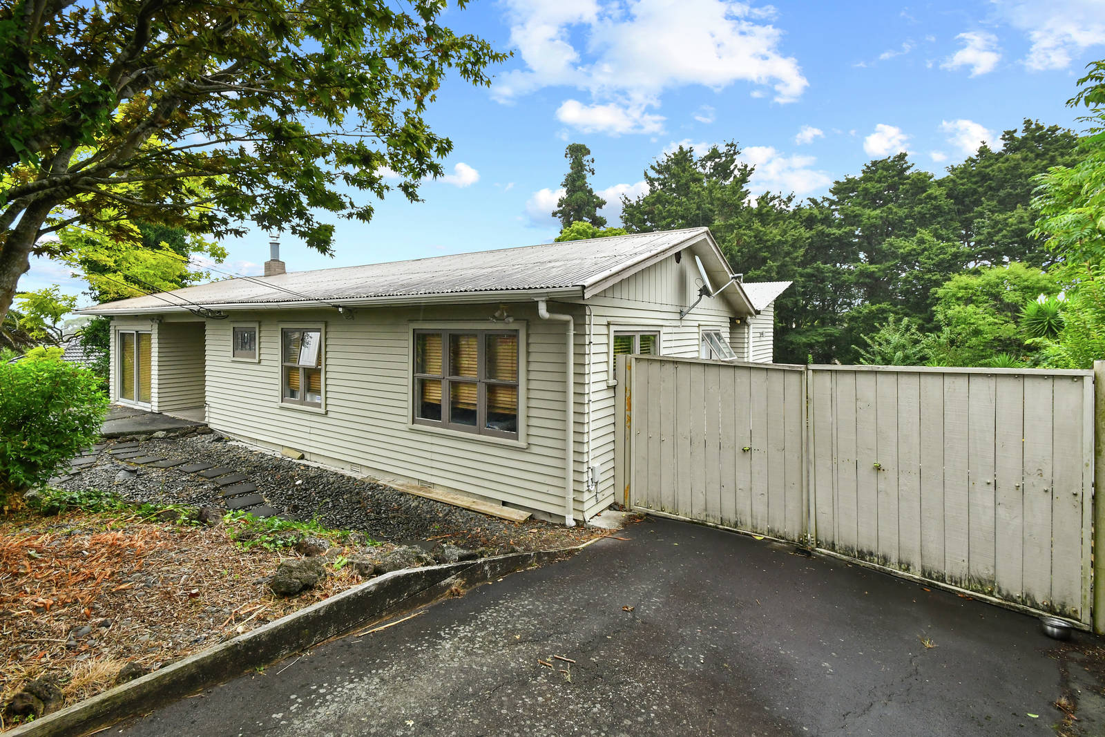 4 Brough Road, Manurewa East 4 Bed House For Sale