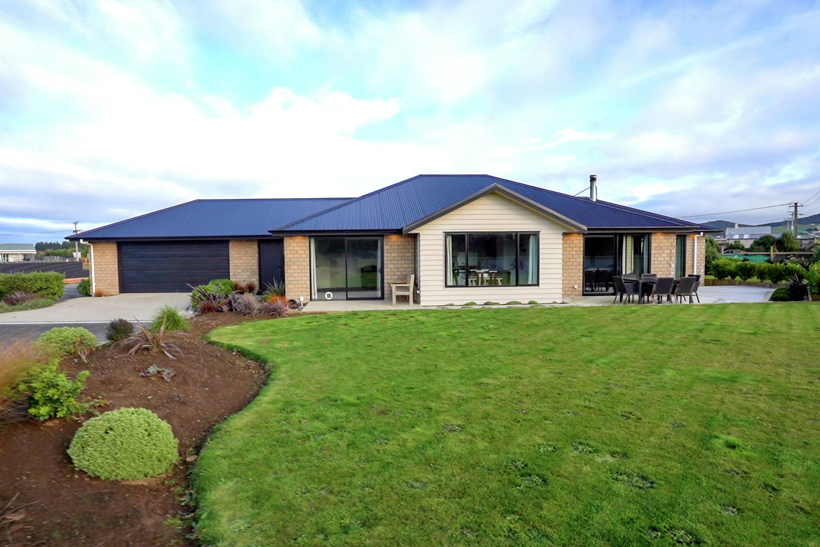 19 Pitt Street, Riverton 4 Bed House For Sale