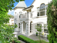 photo property thumbnail