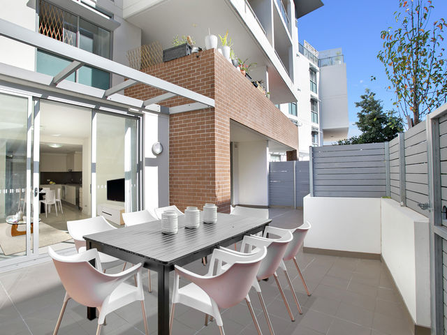 2225/43 Wilson Street Botany