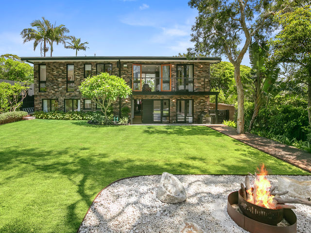 131 Fuller Street Narrabeen