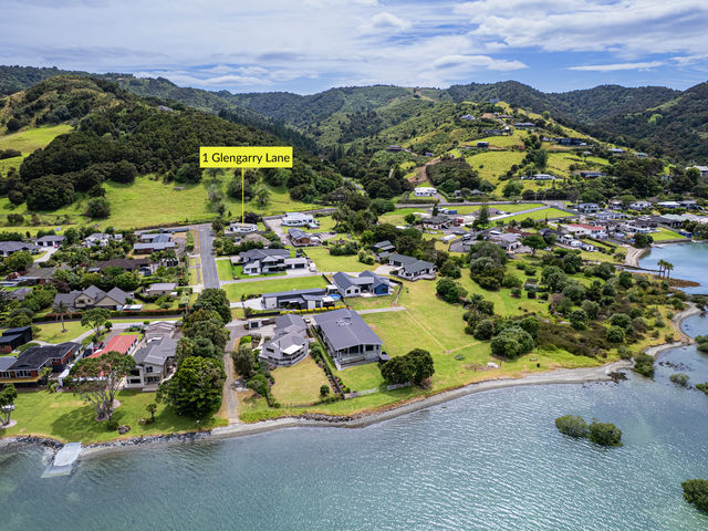 1 Glengarry Lane Tamaterau