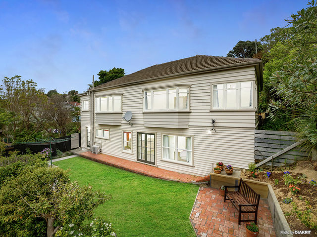 2 Donald Crescent Karori