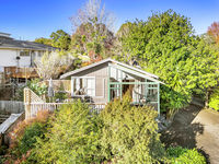 photo property thumbnail