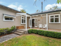 photo property thumbnail