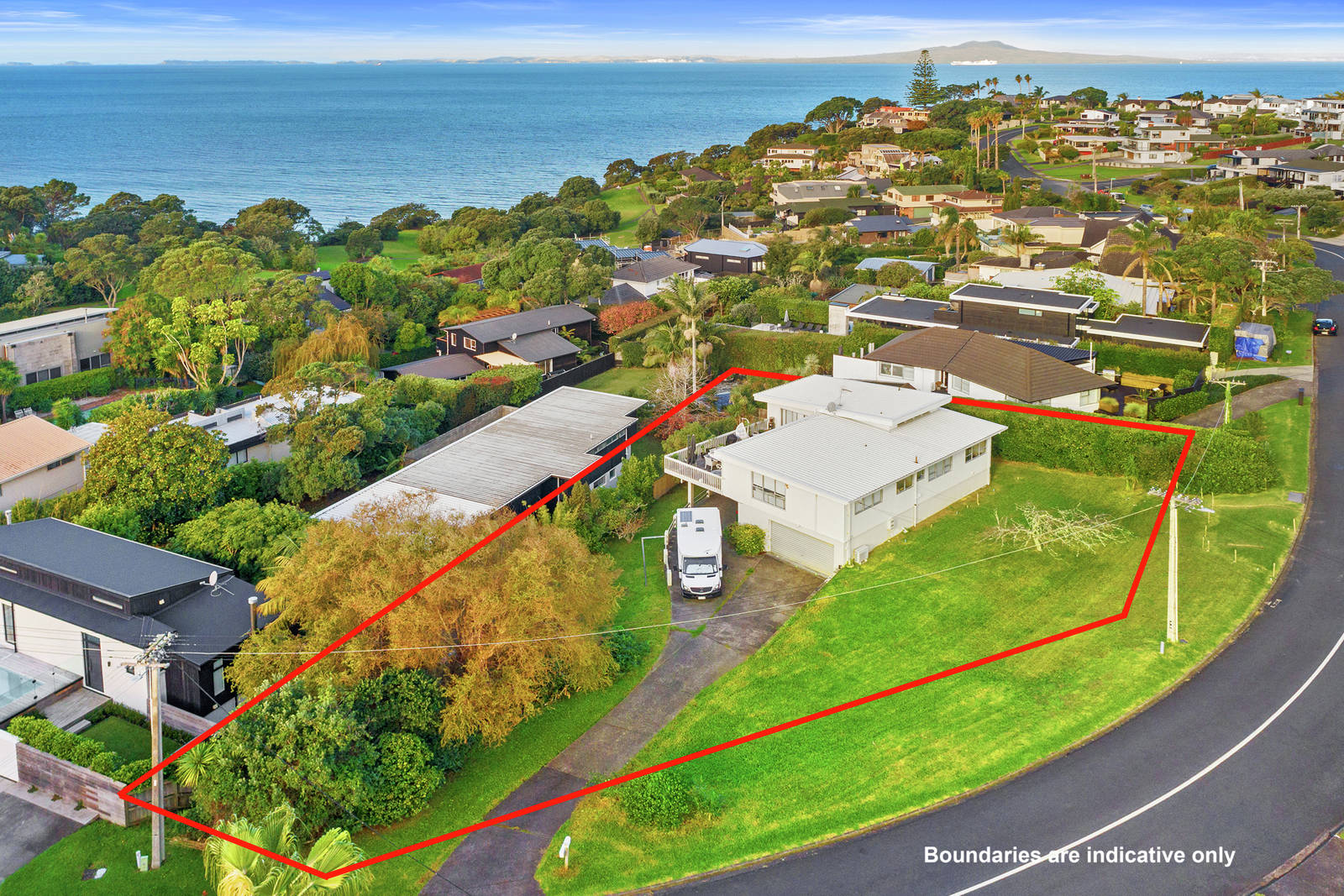 89 Churchill Road, Murrays Bay 4 Bed House Tender