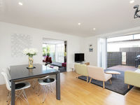 photo property thumbnail