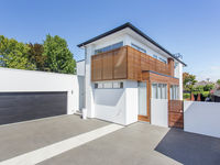 photo property thumbnail