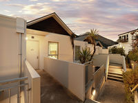 photo property thumbnail