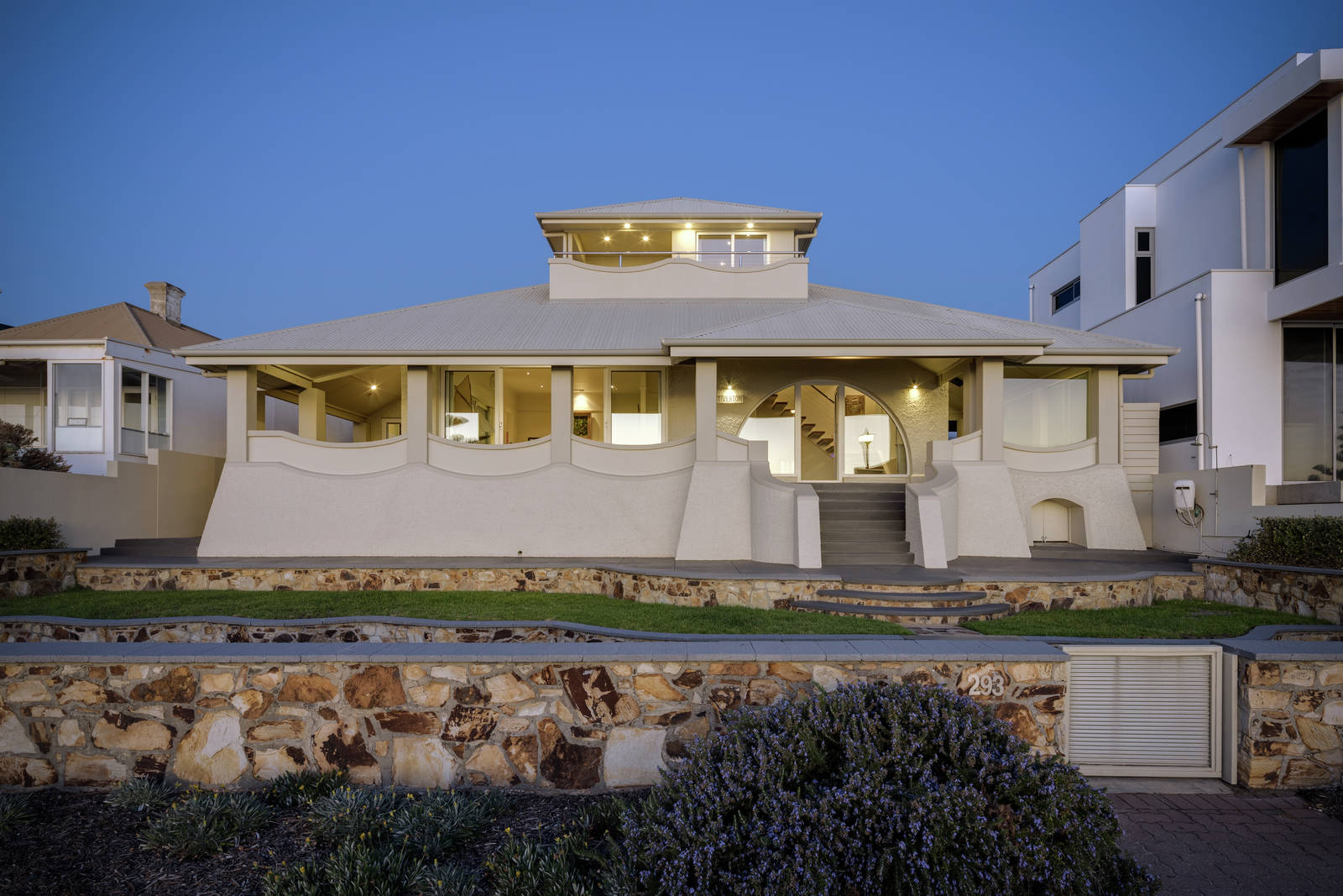 293 Esplanade , Henley Beach 4 Bed House Expression of Interest